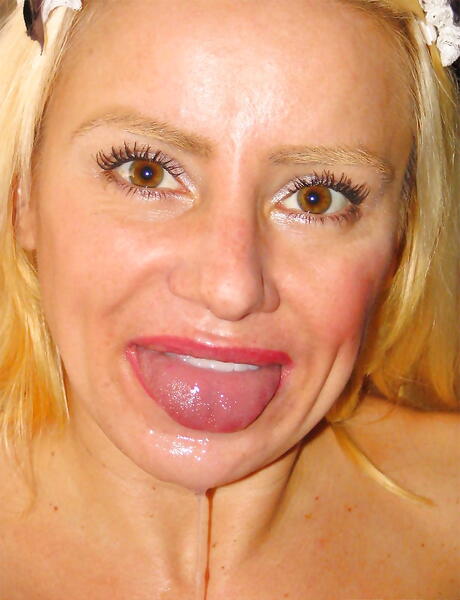 Deluxe blond mature Barbi sucking deep huge cock and takes a cum shot on her face 